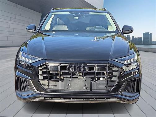 2023 Audi Q8 55 Prestige