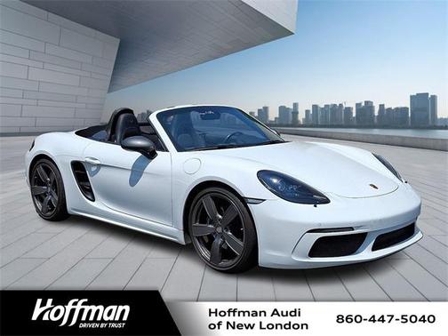 2021 Porsche 718 Boxster T