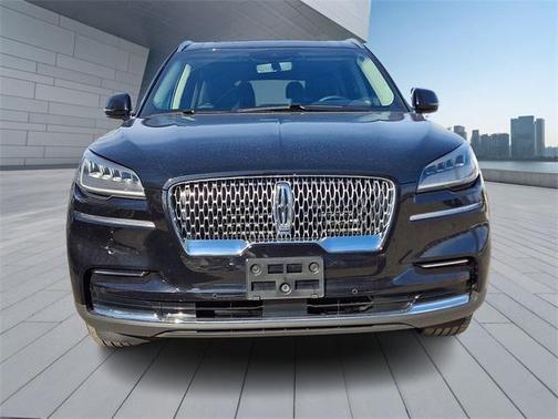 2023 Lincoln Aviator Standard AWD