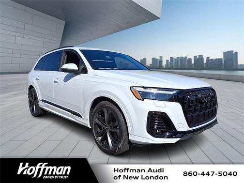 2025 Audi Q7 55 Premium Plus