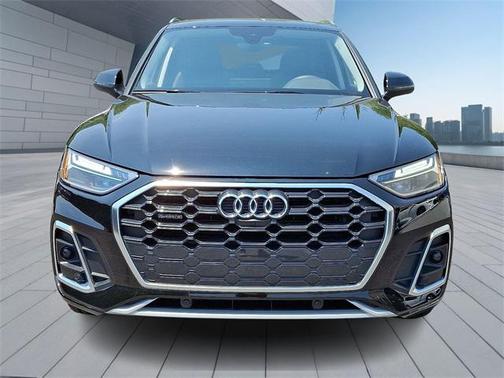2025 Audi Q5 45 S line Premium Plus