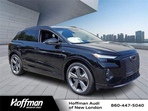 2025 Audi Q4 e-tron Premium Plus 55 quattro