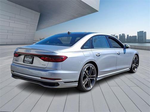 2025 Audi A8 L 55 TFSI quattro Tiptronic