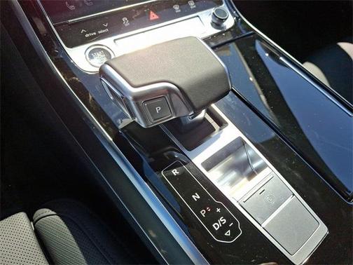 2025 Audi A8 L 55 TFSI quattro Tiptronic