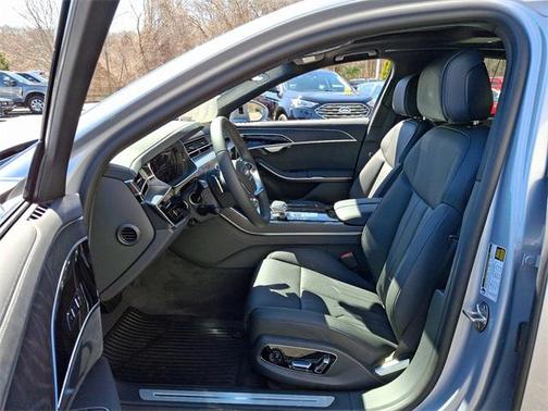 2025 Audi A8 L 55 TFSI quattro Tiptronic