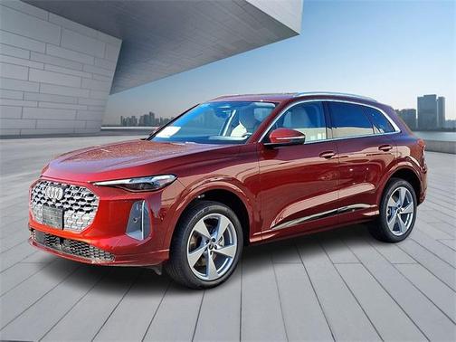 2025 Audi Q5 Premium Plus TFSI quattro S tronic