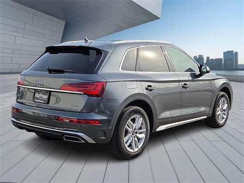 2023 Audi Q5 45 S line Premium