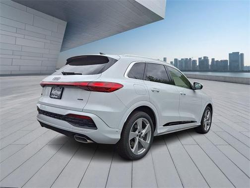 2025 Audi Q5 Prestige