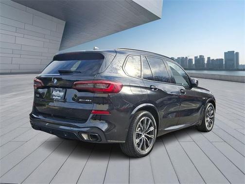 2022 BMW X5 PHEV xDrive45e