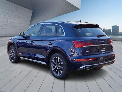 2024 Audi Q5 45 S line Premium Plus