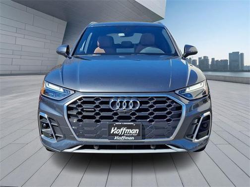 2022 Audi Q5 45 S line Premium Plus
