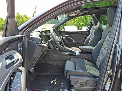 2025 Audi SQ5 3.0T Premium Plus