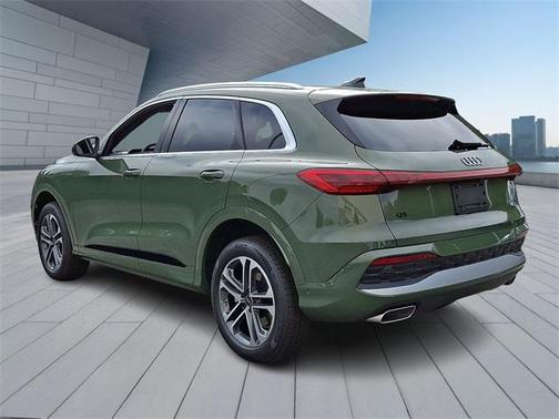 2025 Audi Q5 Premium Plus