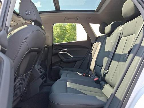 2025 Audi Q5 Premium