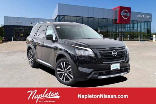 2025 Nissan Pathfinder Platinum 4WD