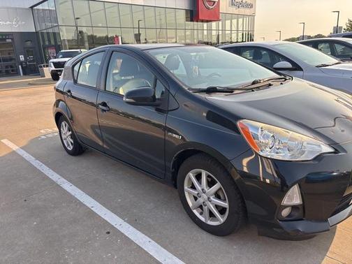 2014 Toyota Prius c Four