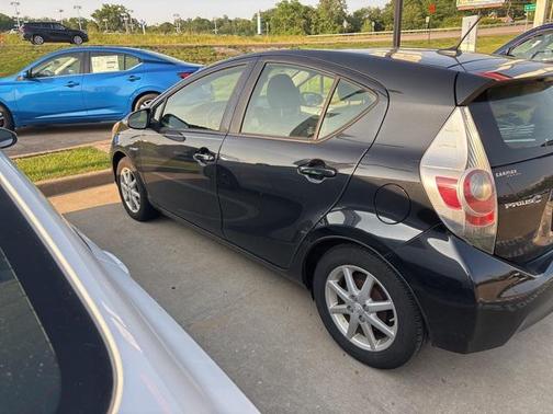 2014 Toyota Prius c Four