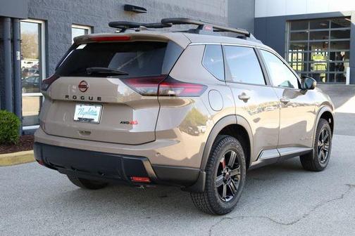 2025 Nissan Rogue Rock Creek