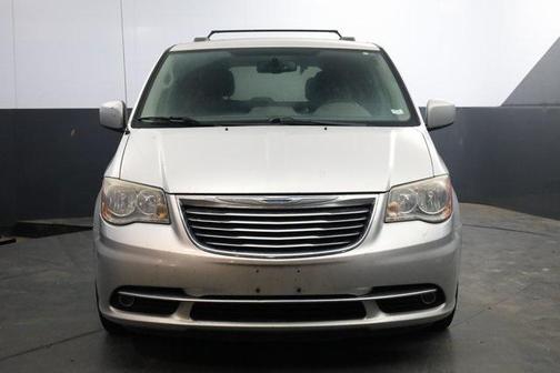 2012 Chrysler Town & Country Touring