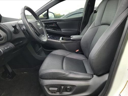Cosmic White Pearl 2-Tone 2023 Subaru Solterra Touring