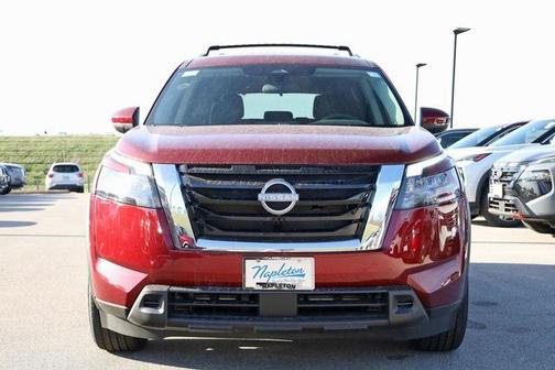 2025 Nissan Pathfinder SV 4WD