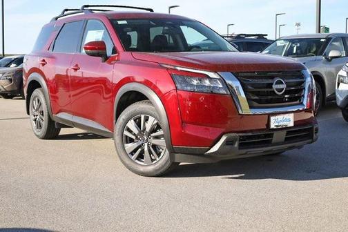 2025 Nissan Pathfinder SV 4WD