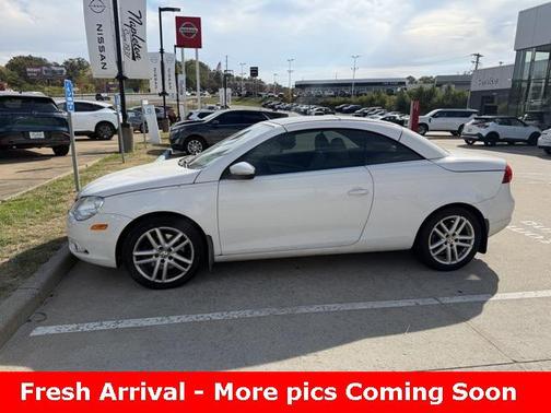 2011 Volkswagen Eos Lux