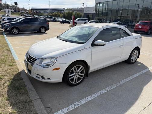 2011 Volkswagen Eos Lux