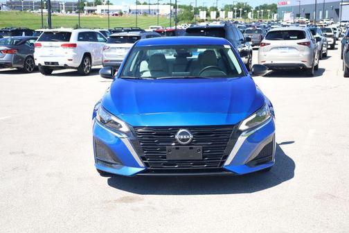 Bluestone Pearl 2025 Nissan Altima 2.5 SV