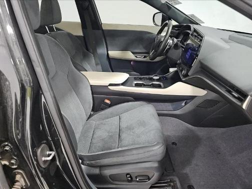 2023 Lexus RZ 450e Luxury