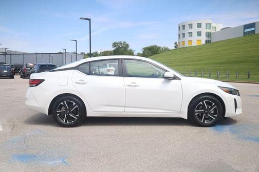 Aspen White Tricoat 2025 Nissan Sentra SV