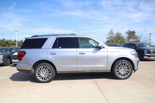 Silver Metallic 2023 Ford Expedition Limited