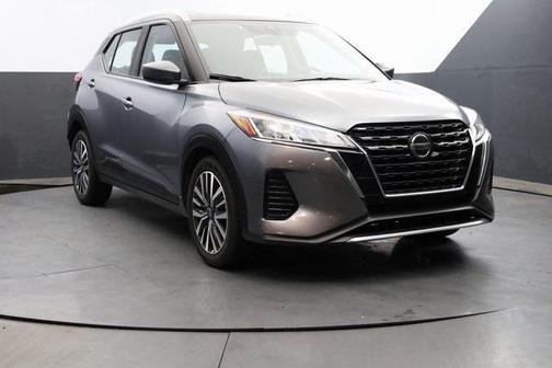 2022 Nissan Kicks SV