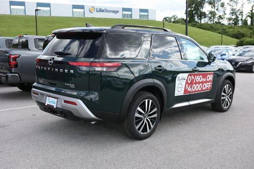 2025 Nissan Pathfinder Platinum 4WD