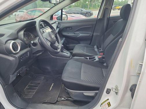 2023 Nissan Versa 1.6 S