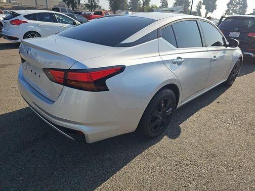 2020 Nissan Altima S FWD
