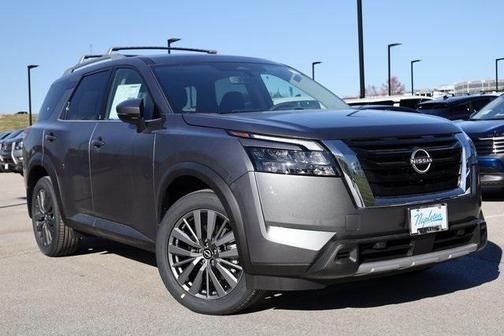 2025 Nissan Pathfinder SL 4WD