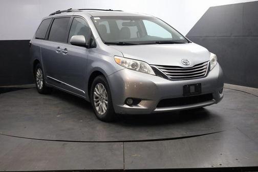 2015 Toyota Sienna XLE Premium