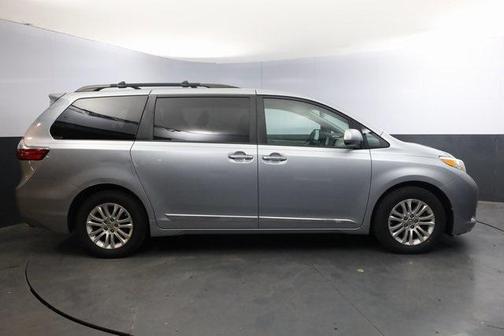 2015 Toyota Sienna XLE Premium