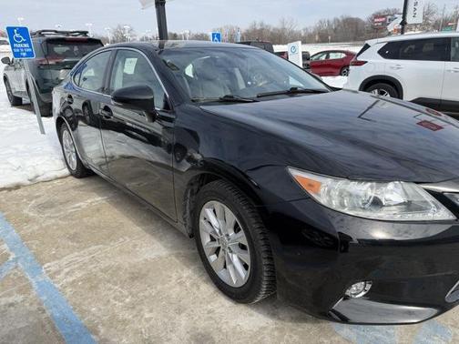 2014 Lexus ES 300h Base