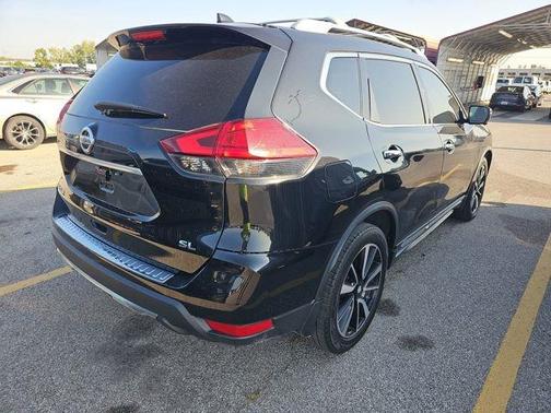 2017 Nissan Rogue SL