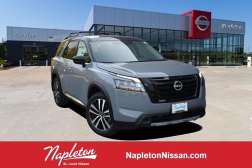 2025 Nissan Pathfinder Platinum 4WD