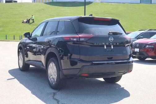 Super Black 2026 Nissan Rogue SV