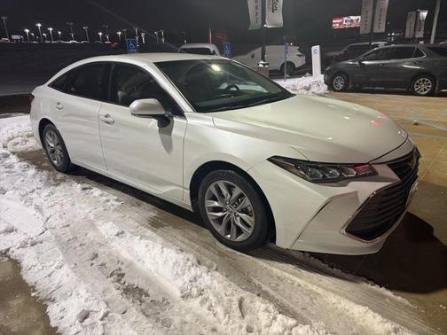 2021 Toyota Avalon XLE