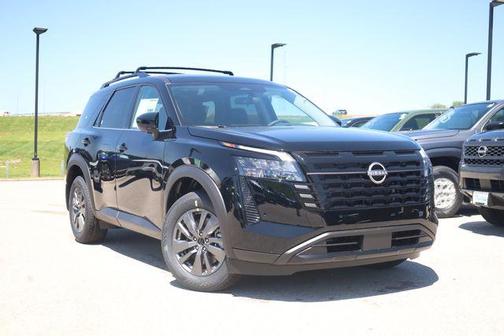 Super Black 2026 Nissan Pathfinder SV
