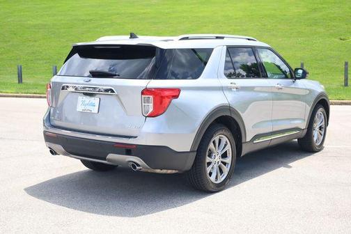 Silver Metallic 2023 Ford Explorer Limited