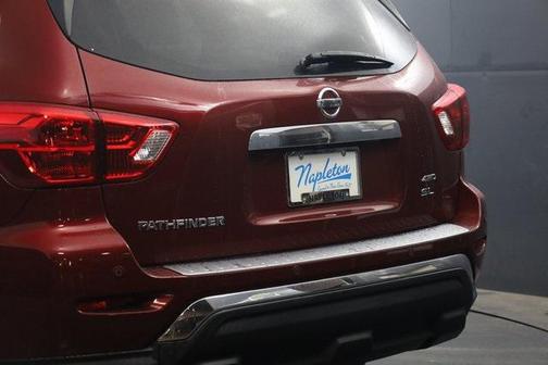2020 Nissan Pathfinder SL 4WD