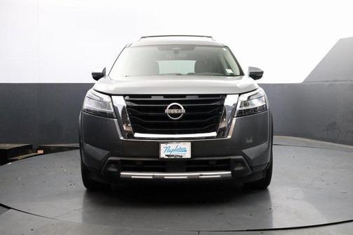 2023 Nissan Pathfinder SL 4WD