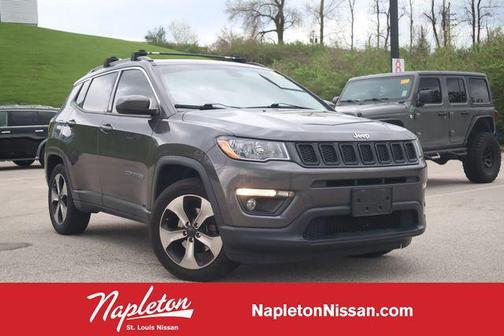 Granite Crystal Metallic Clearcoat 2017 Jeep New Compass Latitude
