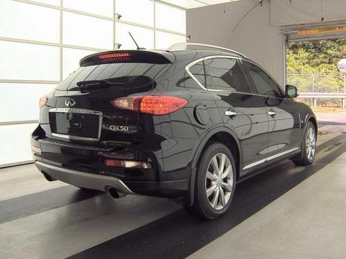 2016 INFINITI QX50 Base